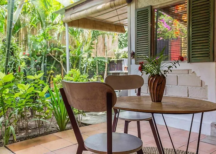 Villa Hidden Gem Metres From And Bintang Market *